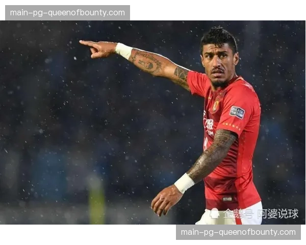 告别战替补登场，38岁老将汪嵩与成都蓉城主场球迷泪别