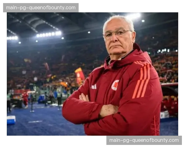 场边花絮:卡利亚里主帅拉涅利与热那亚主帅吉拉迪诺赛后交换围巾 场边花絮:卡利亚里主帅拉涅利与热那亚主帅吉拉迪诺赛后交换围巾