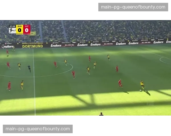 多特蒙德4-0弗赖堡终结两连败提前锁定欧冠资格